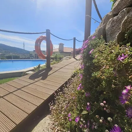 Fernandes Bright Private *