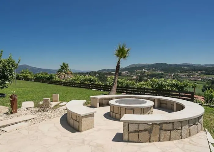 Fernandes Bright Private *